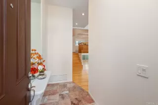 Photo #1: PTP2401509 Listing