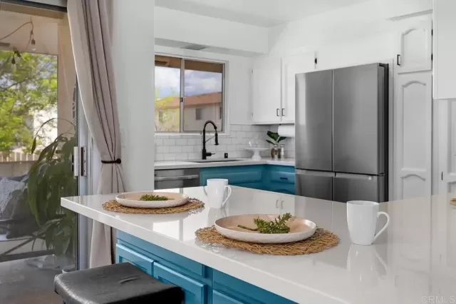 MLS: PTP2401543 Condo For Sale