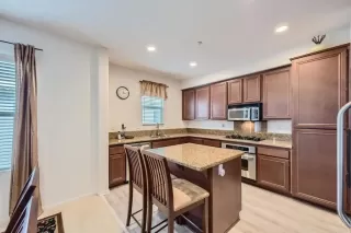 Photo #5: PTP2401553 Listing