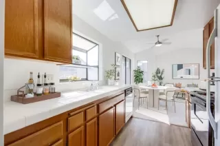 Photo #6: PTP2401602 Listing