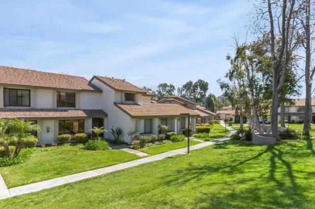 MLS: PTP2401628 Condo For Sale