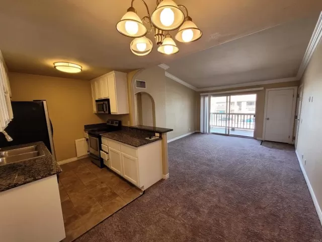 MLS: PTP2401668 Condo For Sale