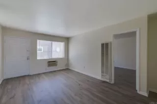 Photo #5: PTP2401685 Listing