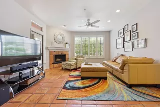 Photo #1: PTP2401721 Listing