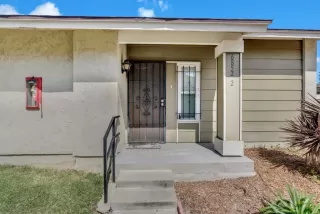 Photo #1: PTP2401747 Listing