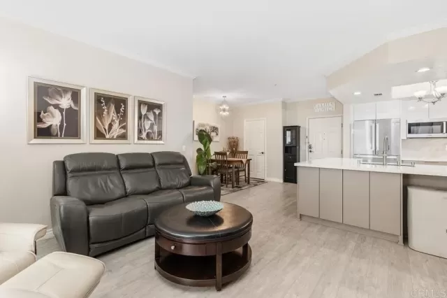 MLS: PTP2401768 Condo For Sale