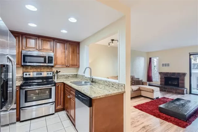 MLS: PTP2401815 Condo For Sale