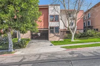 Photo #1: PTP2401815 Listing