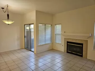 Photo #5: PTP2401816 Listing