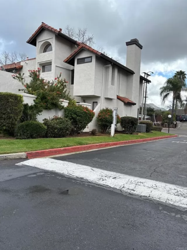 MLS: PTP2401823 Condo For Sale