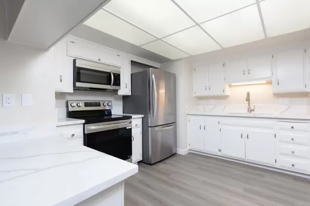 MLS: PTP2401887 Condo For Sale