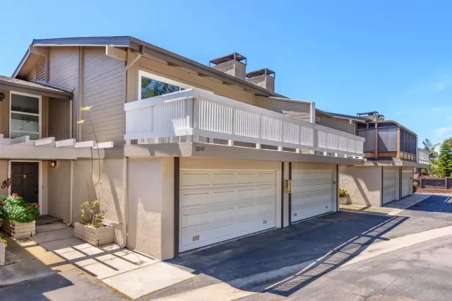 MLS: PTP2401997 Condo For Sale