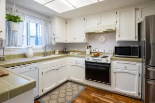 Photo #2: PTP2402010 Listing