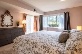 Photo #5: PTP2402010 Listing