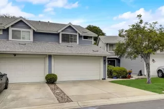 Photo #1: PTP2402098 Listing