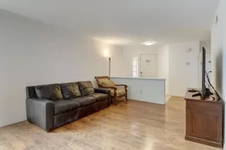 Photo #5: PTP2402098 Listing