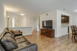 Photo #6: PTP2402098 Listing