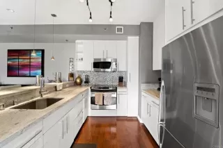 Photo #3: PTP2402225 Listing