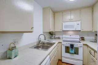 Photo #4: PTP2402284 Listing 