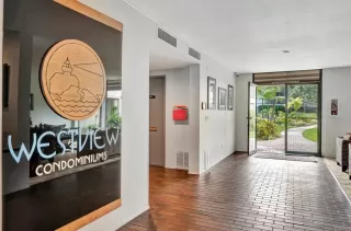 Photo #1: PTP2402393 Listing