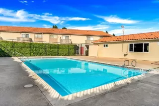 Photo #1: PTP2402451 Listing