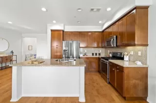 Photo #3: PTP2402548 Listing 