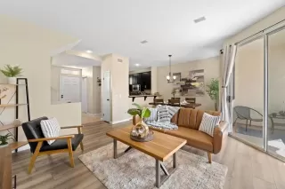 Photo #1: PTP2402549 Listing