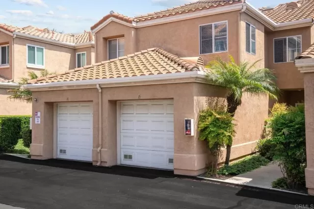 MLS: PTP2402582 Condo For Sale