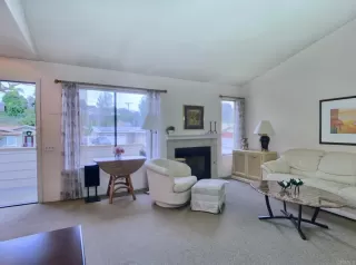 Photo #5: PTP2402618 Listing