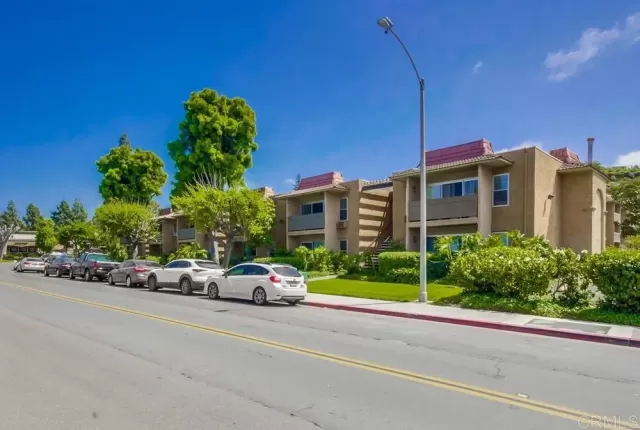 MLS: PTP2402675 Condo For Sale