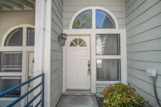 Photo #5: PTP2402705 Listing