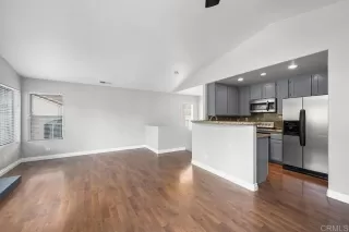 Photo #3: PTP2402789 Listing