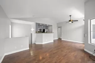 Photo #4: PTP2402789 Listing