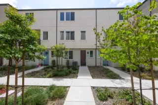 Photo #2: PTP2402951 Listing