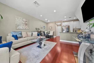 Photo #3: PTP2402961 Listing