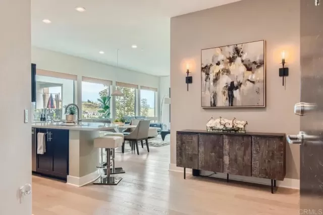 MLS: PTP2403032 Condo For Sale