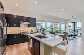 Photo #3: PTP2403032 Listing