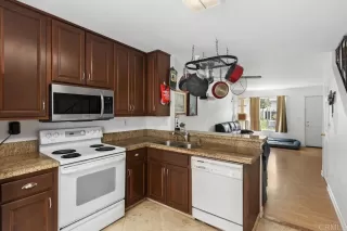 Photo #6: PTP2403037 Listing 