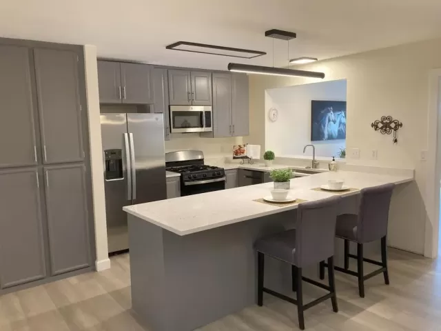 MLS: PTP2403079 Condo For Sale