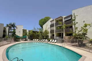 Photo #5: PTP2403198 Listing 