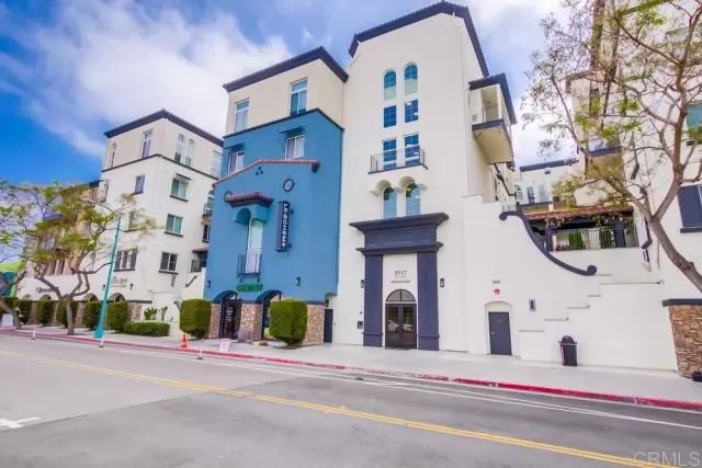 MLS: PTP2403210 Condo For Sale