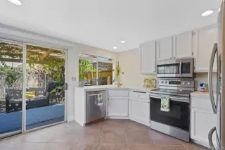 Photo #4: PTP2403276 Listing