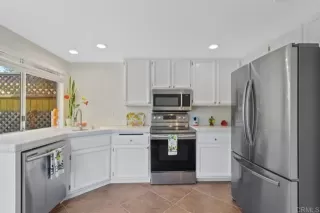 Photo #5: PTP2403276 Listing