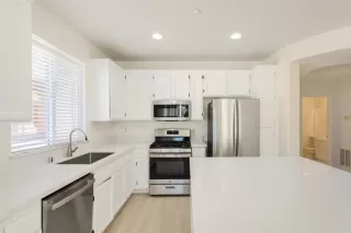 Photo #3: PTP2403280 Listing 