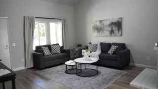 Photo #1: PTP2403345 Listing