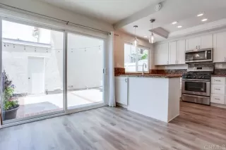 Photo #5: PTP2403345 Listing