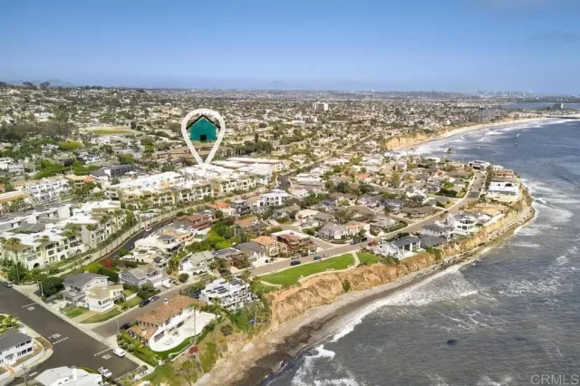 MLS: PTP2403401 Condo For Sale