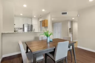 Photo #1: PTP2403448 Listing