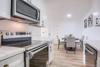 Photo #6: PTP2403467 Listing