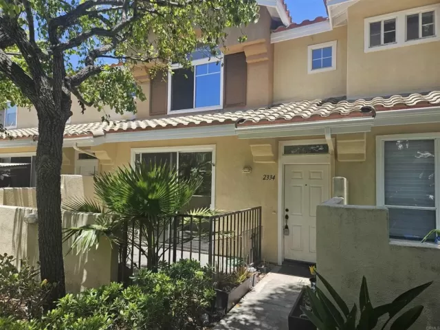 MLS: PTP2403623 Condo For Sale